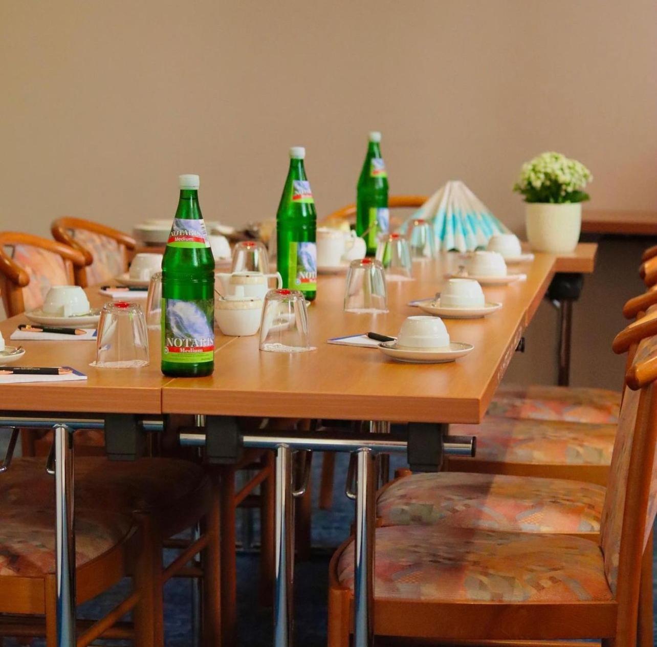 Hotel Ilbertz Garni โคโลญ ภายนอก รูปภาพ
