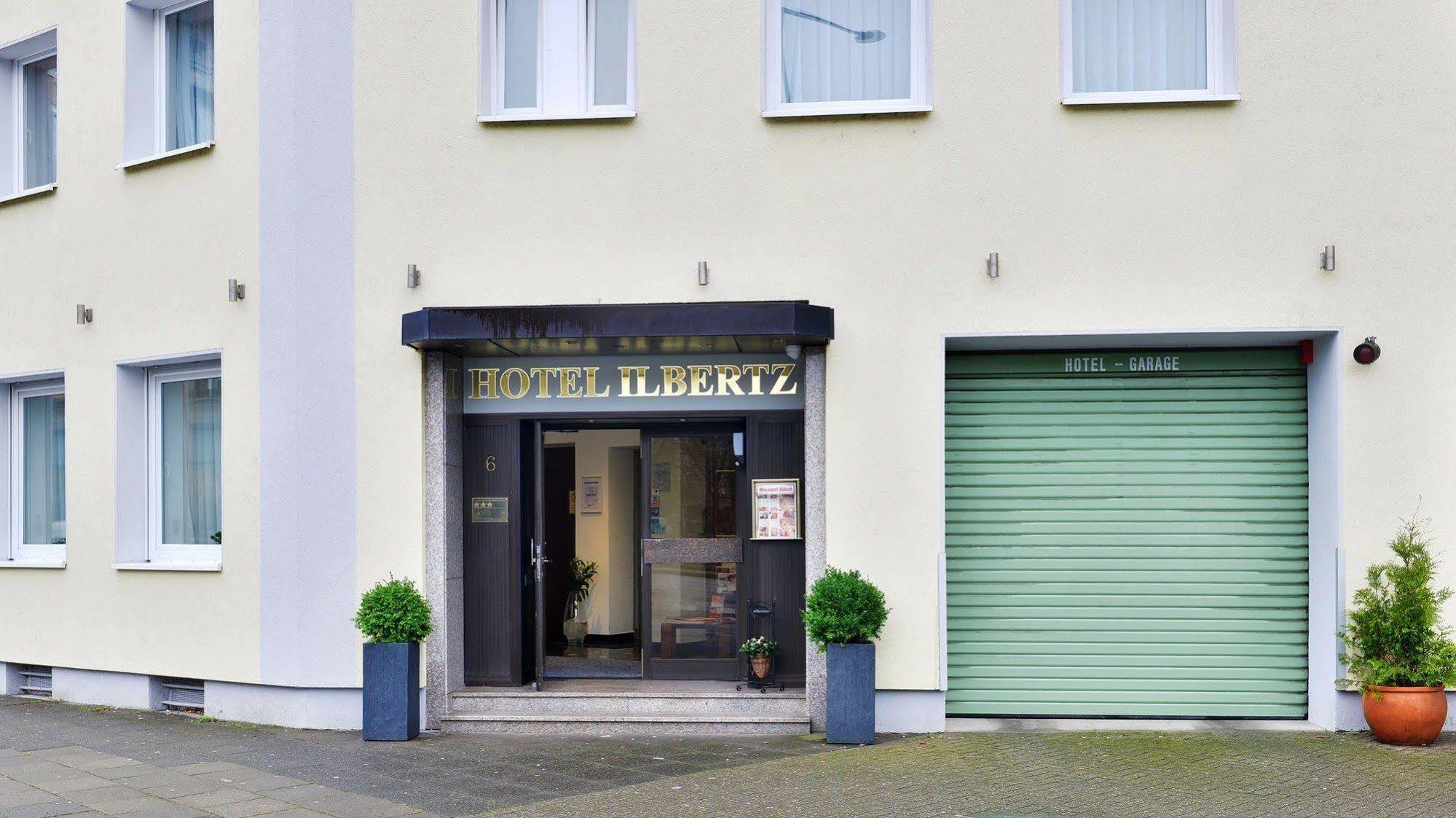 Hotel Ilbertz Garni โคโลญ ภายนอก รูปภาพ