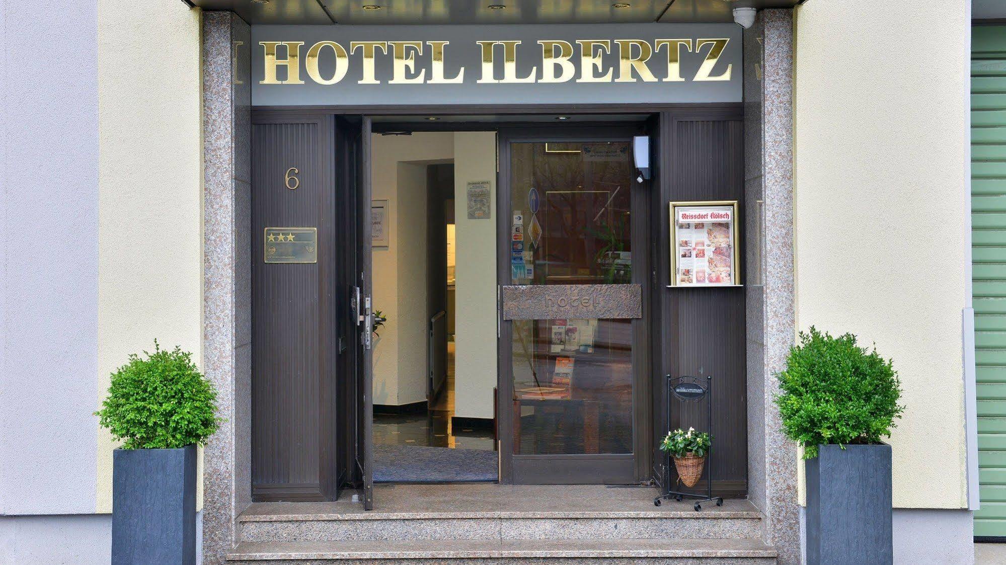 Hotel Ilbertz Garni โคโลญ ภายนอก รูปภาพ
