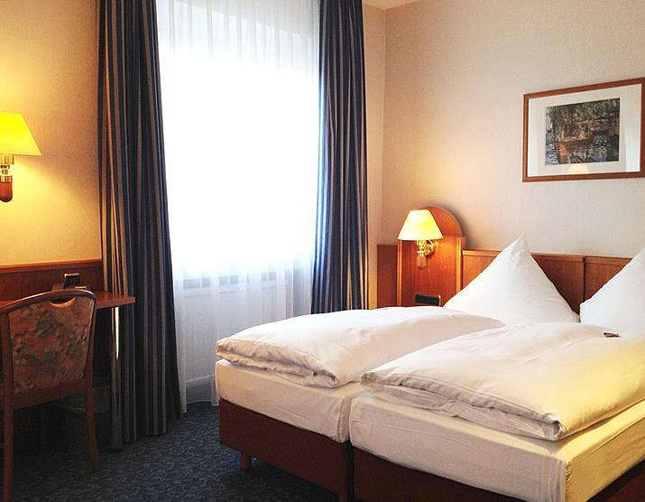 Hotel Ilbertz Garni โคโลญ ห้อง รูปภาพ
